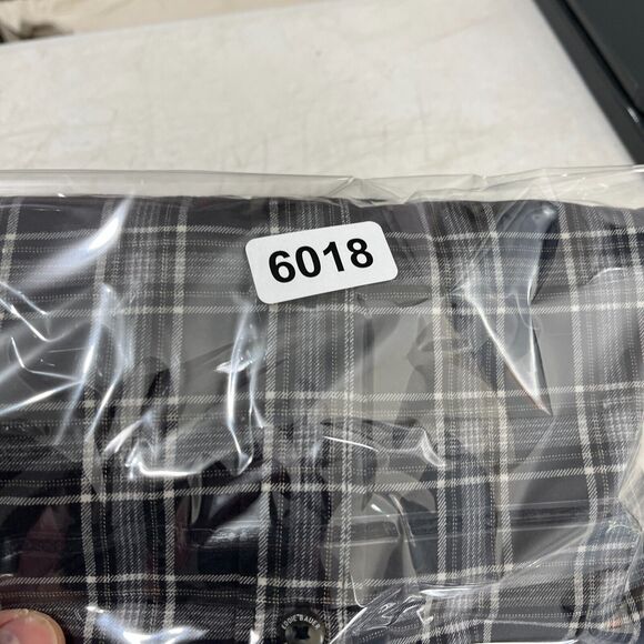 Eddie Bauer Shirt Mens Medium Plaid Relaxed Fit Career Everyday Button-Down Top - Picture 11 of 12